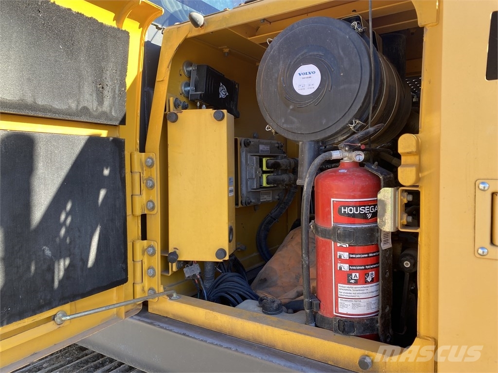 Volvo EC 210 C L Gravemaskiner på larvebånd