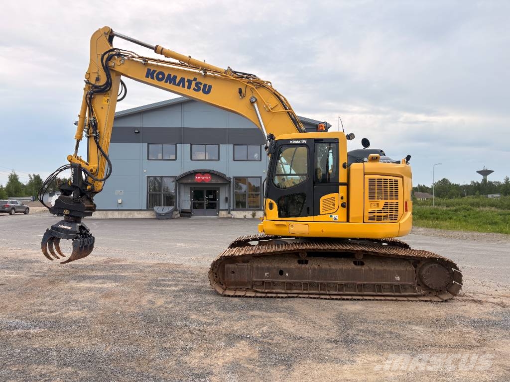 Komatsu PC 228 USLC-11 Raupenbagger