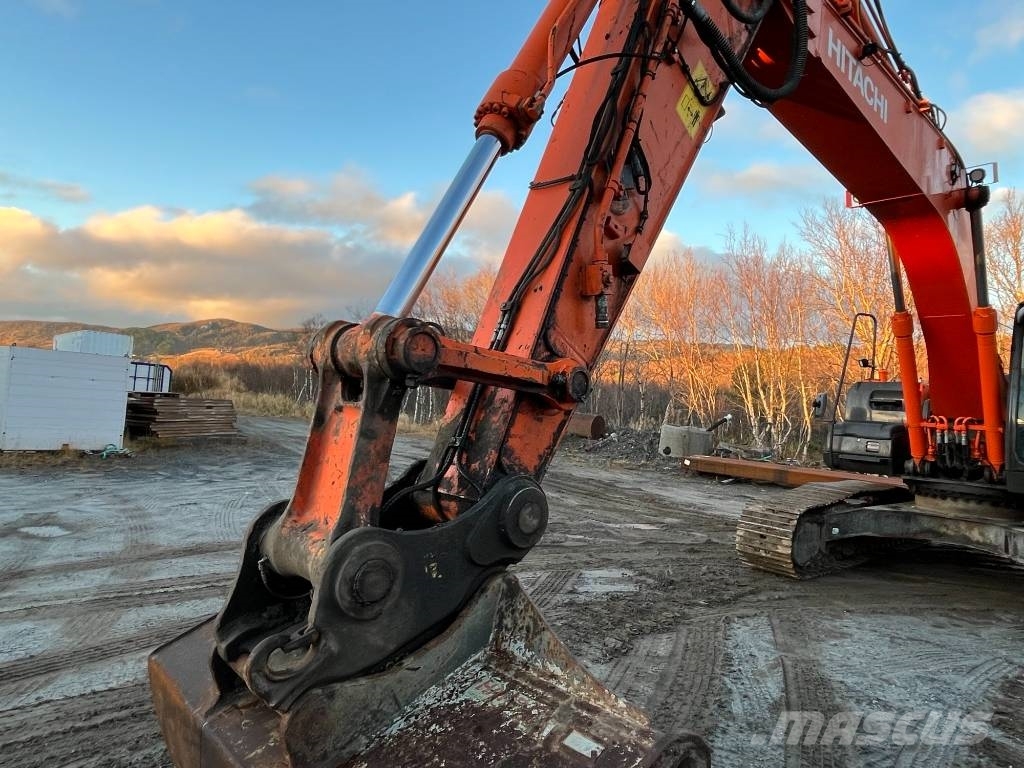 pourtoi79ページ Hitachi ZX 250 LC-5B, 2015, Tverrlandet, Nordland, Norway - Mascus UK