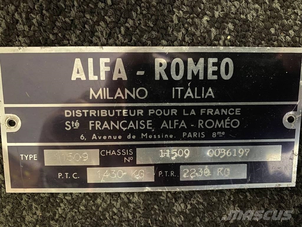 Alfa GUILIA 1300 SUPER NUOVA/Origine France/Oldtimer Voiture