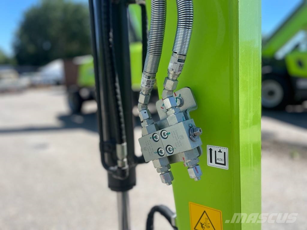Zoomlion ZE 36 GU Pelle sur chenilles