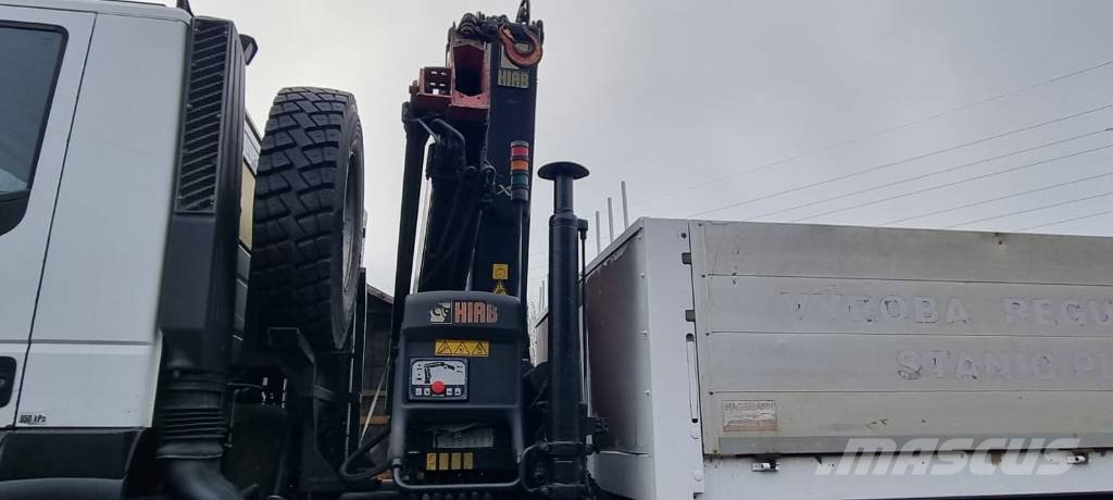 Iveco Trakker 450 8x8 Camiones plataforma