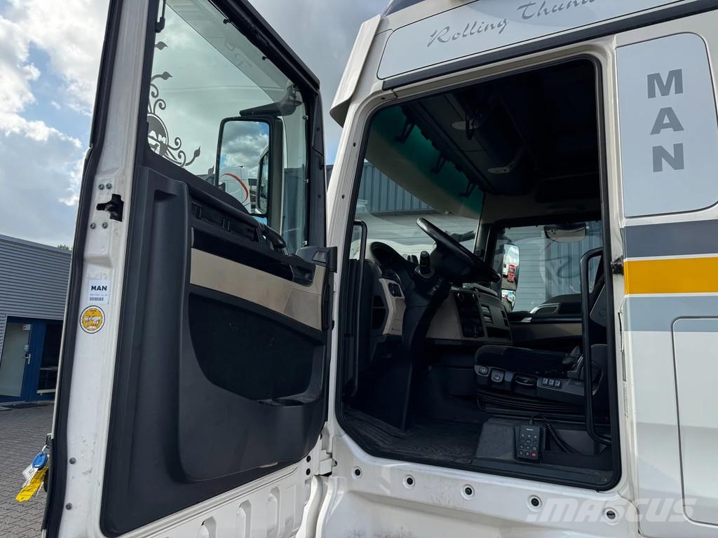 MAN TGX 18.460 XXL Cabine *Motor Schade* Engine not Ru Тягачі