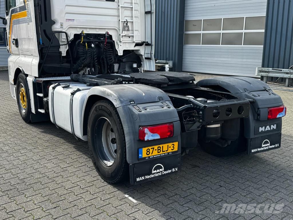 MAN TGX 18.460 XXL Cabine *Motor Schade* Engine not Ru Тягачі