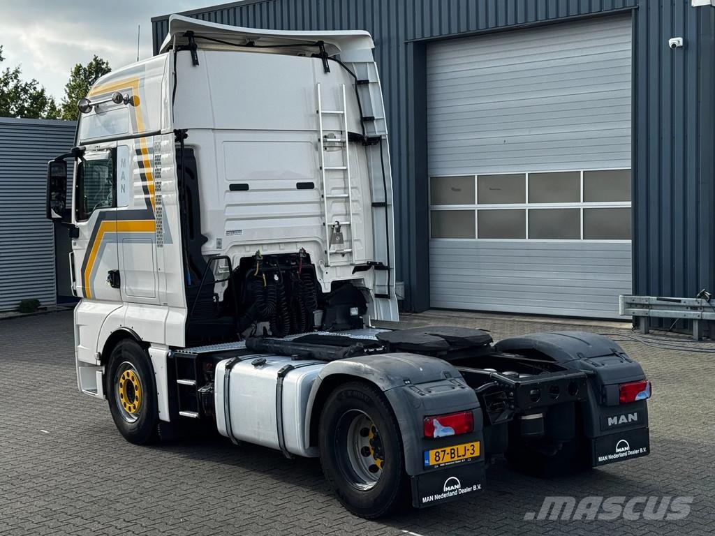MAN TGX 18.460 XXL Cabine *Motor Schade* Engine not Ru Тягачі