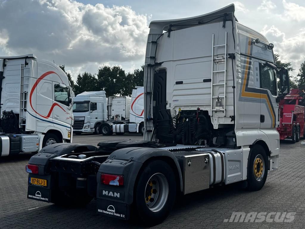 MAN TGX 18.460 XXL Cabine *Motor Schade* Engine not Ru Тягачі