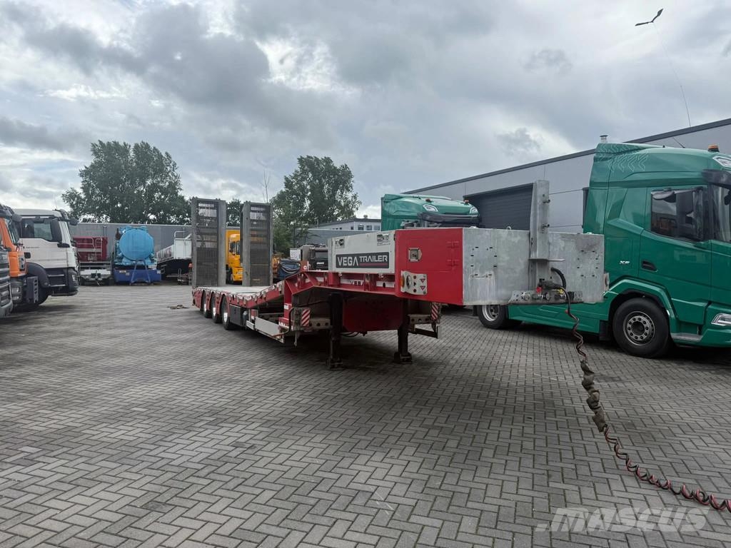 Vega Trailer | Vega 3-Axle Low Loader | Hydraulically H Semirremolques de carga baja