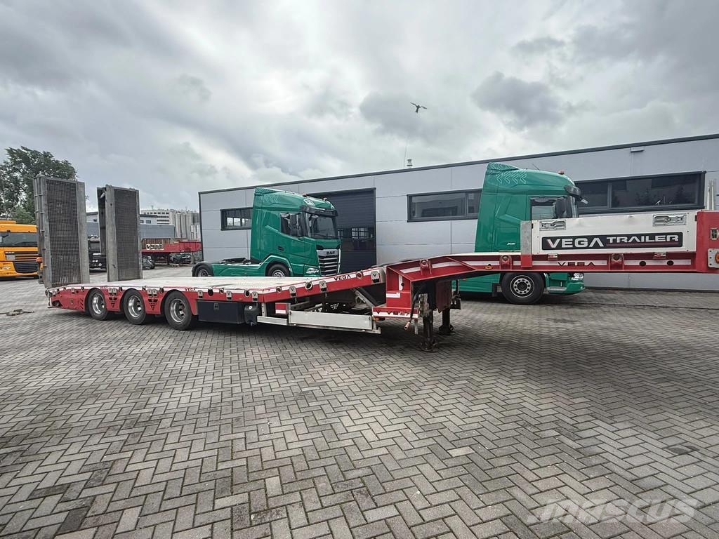 Vega Trailer | Vega 3-Axle Low Loader | Hydraulically H Semirremolques de carga baja