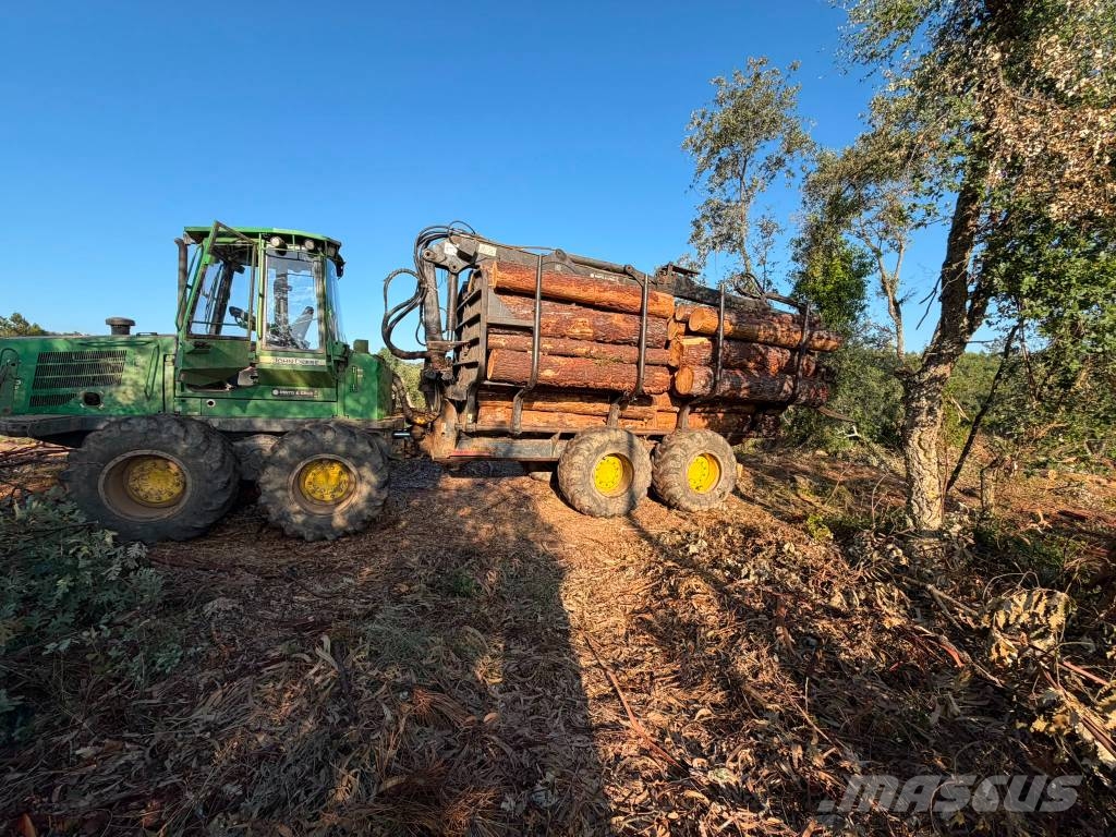 John Deere 1110 D Eco III Uitrijwagens