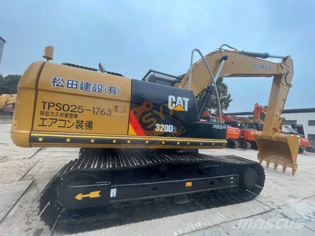 CAT 320 D 대형 굴삭기 29톤 이상