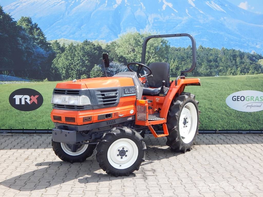 Kubota GL 201 جرارات مدمجة
