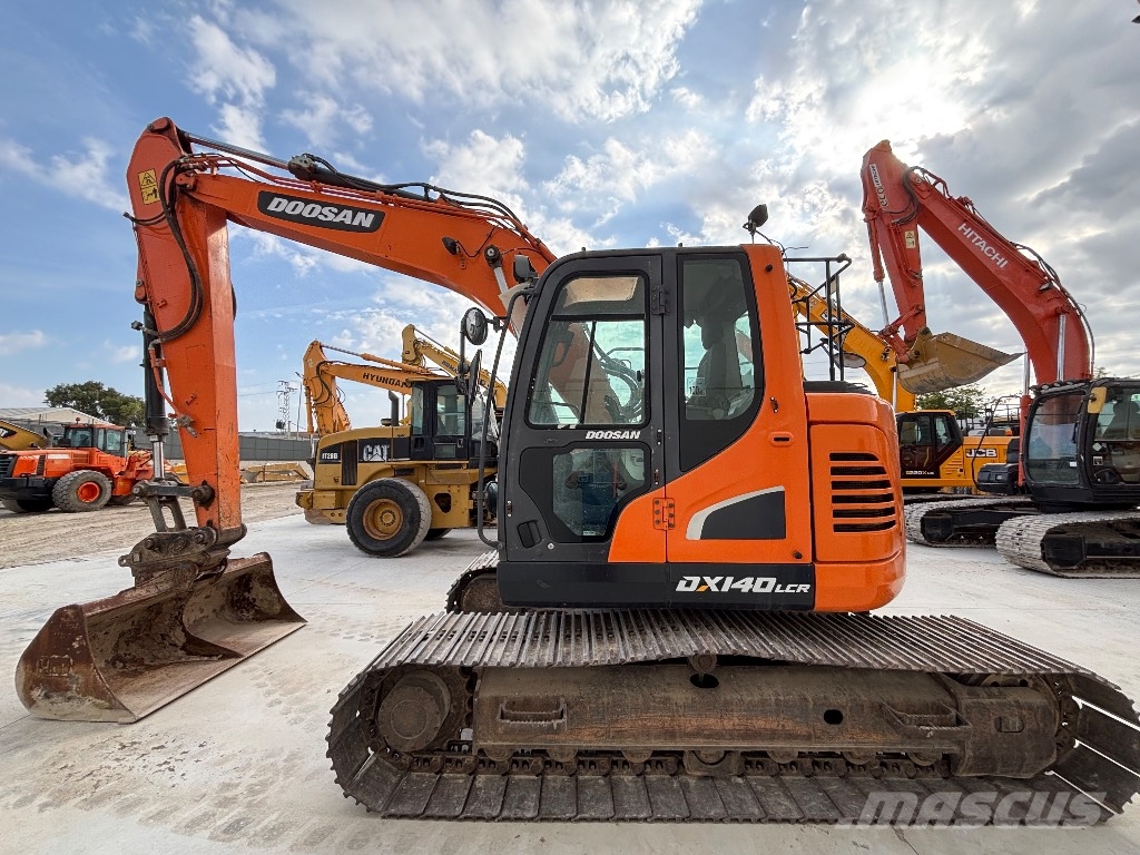 Dooosan DX140LC-5 Raupenbagger