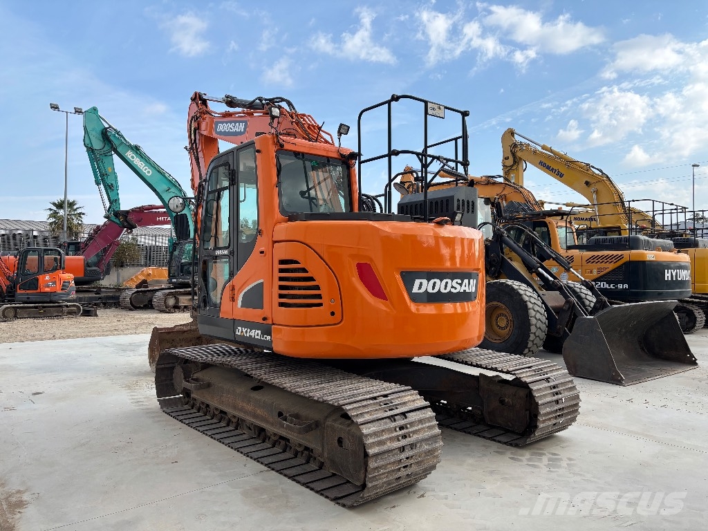 Dooosan DX140LC-5 Raupenbagger