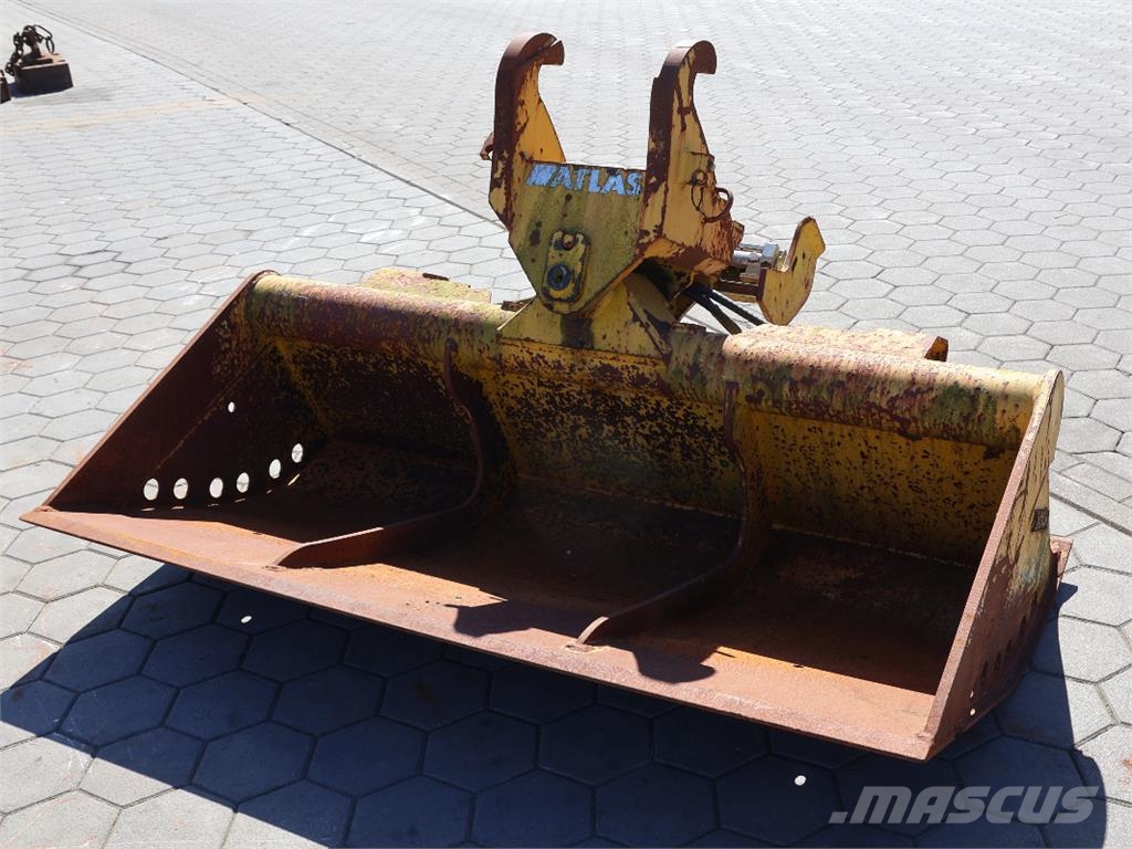  GRABENLÖFFEL, 2000 MM BRE Сільгосптехніка - Інші