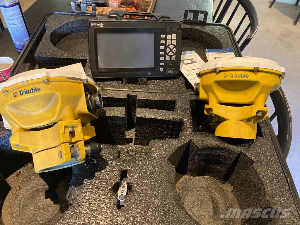 Trimble CB460 Верижен екскаватор