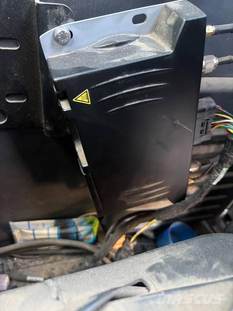 Trimble CB460 Верижен екскаватор