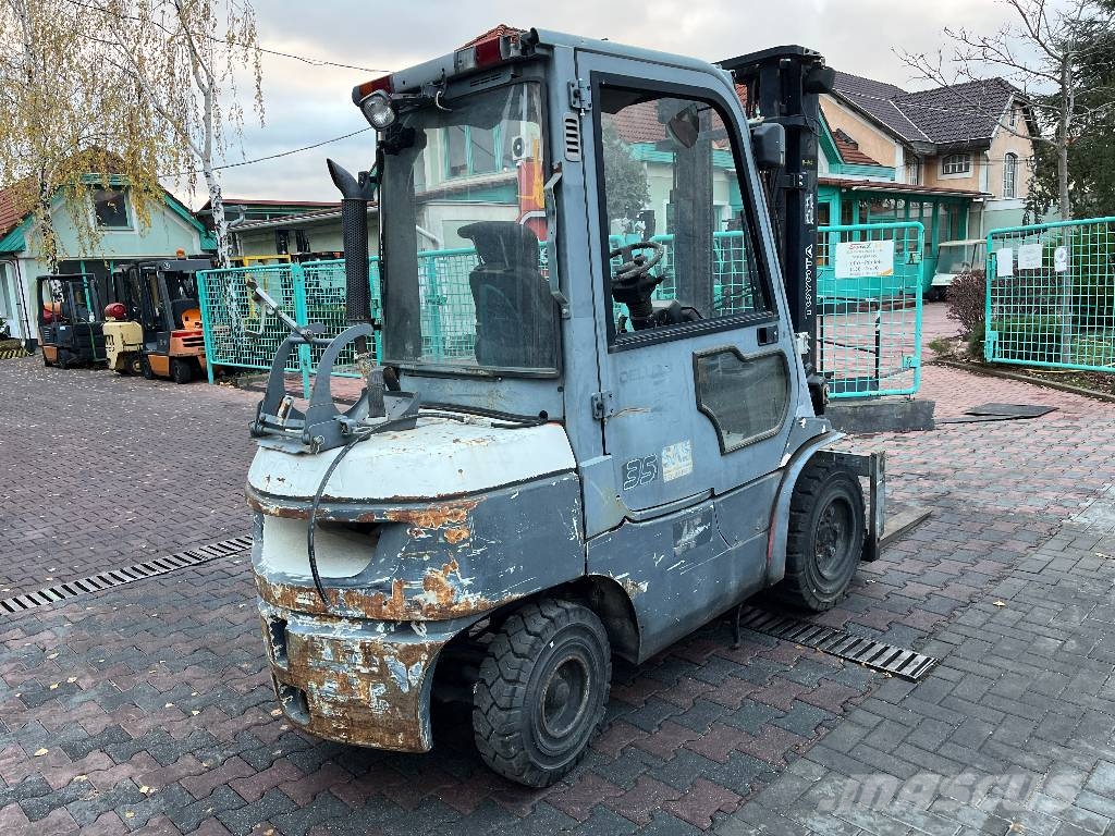 Toyota 7FGJF35 /02/ V-4248 INW Camiones LPG
