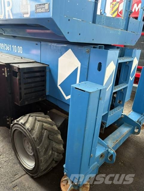 Genie 4069RT Scheren-Arbeitsbühnen