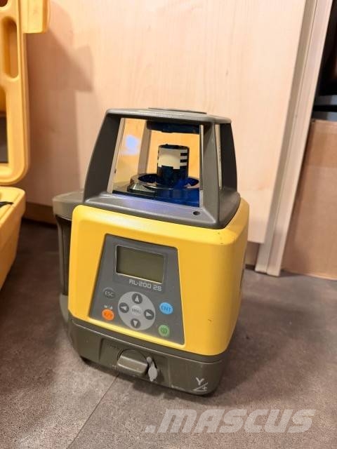 Topcon RL-200 2 S Instruments, measuring and automation equipment