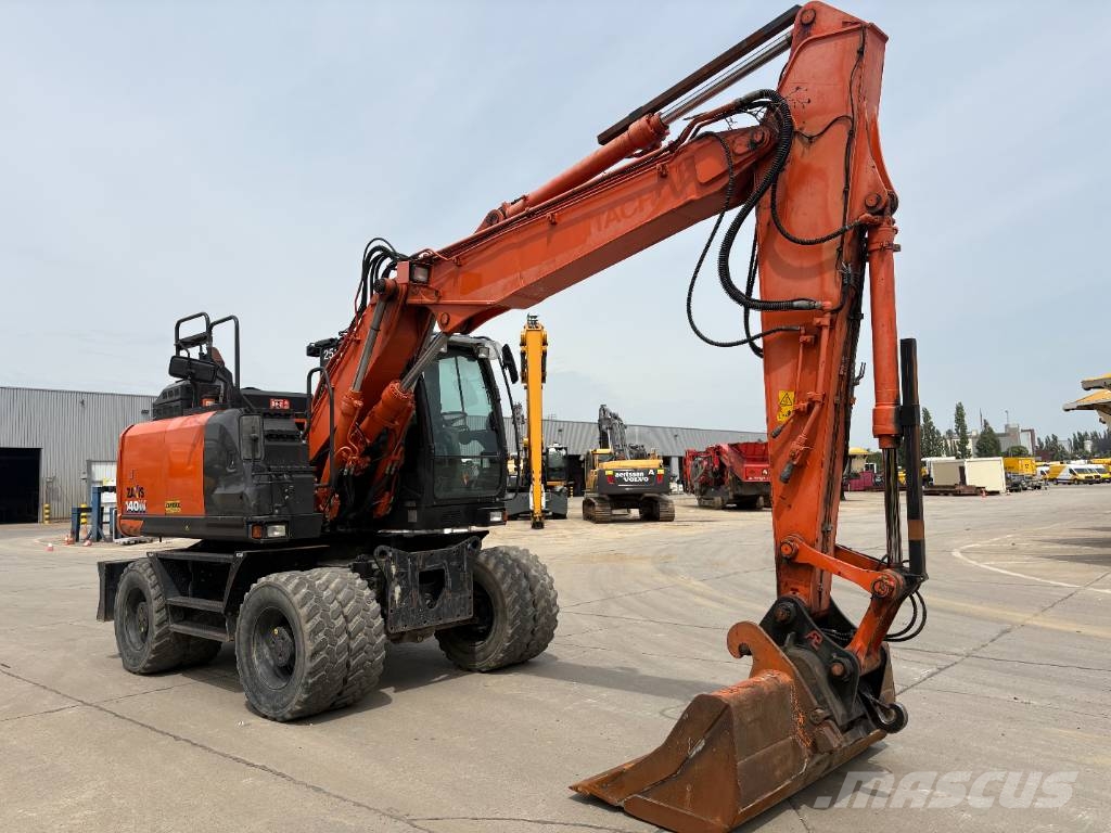 Hitachi ZX140W-6 (3 Pieces available) Pelle sur pneus