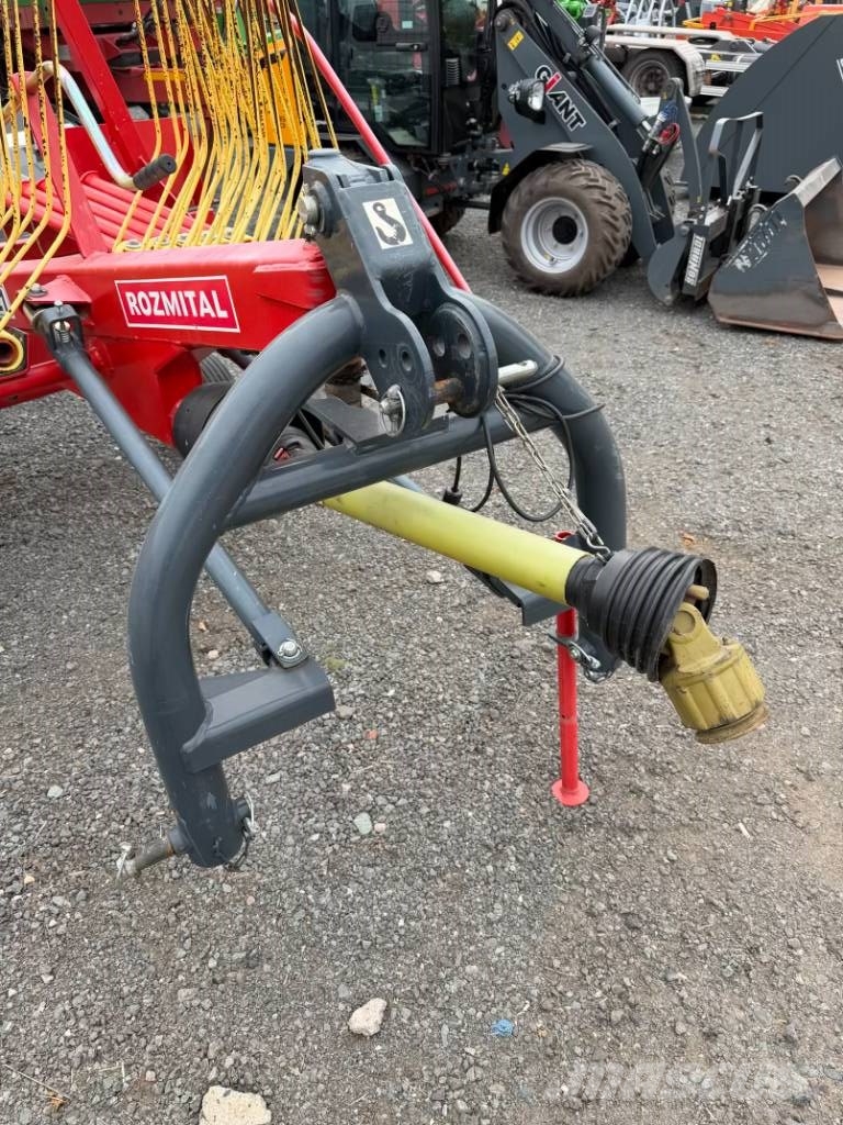 Rozmital SB 3921 Obraceče a shrabovače sena
