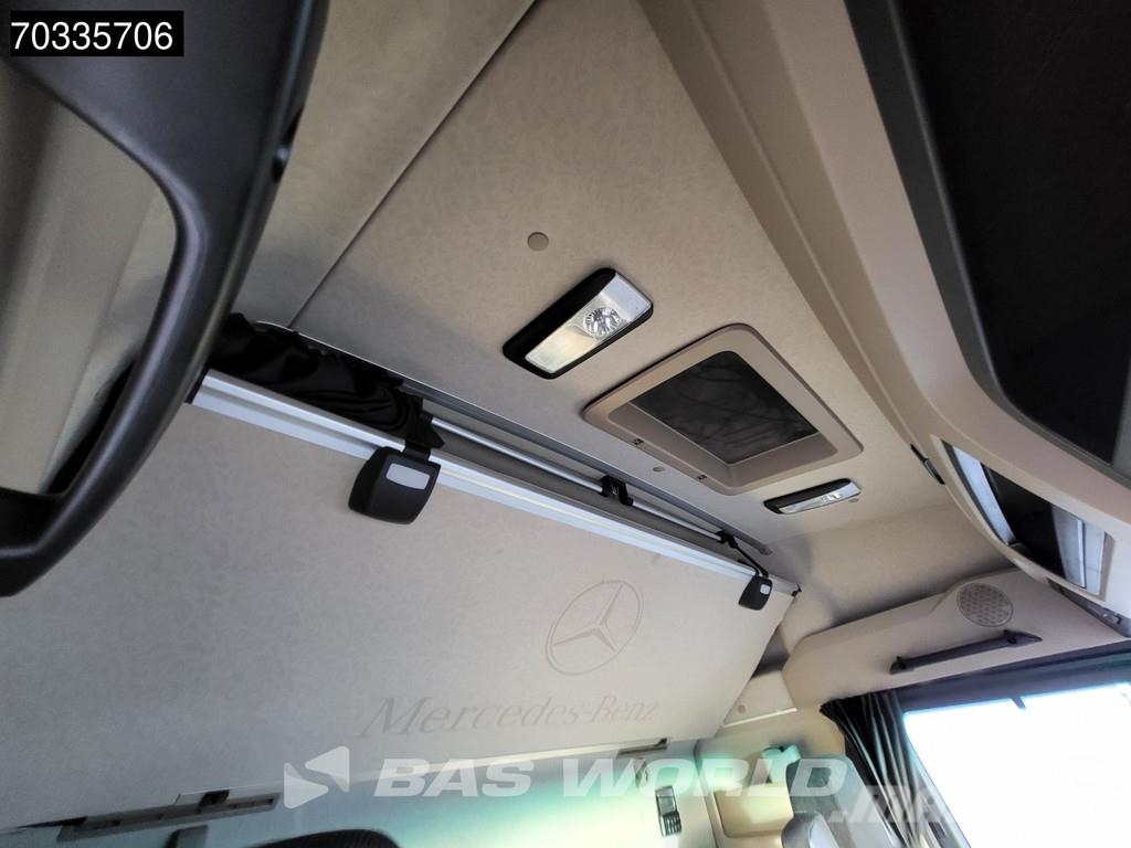 Mercedes-Benz Actros 1845 4X2 StreamSpace Retarder APK 01-2027 S Tractor Units