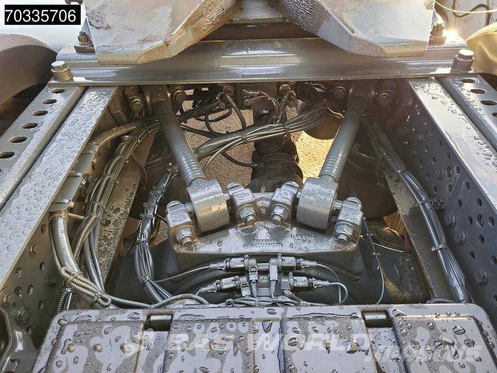 Mercedes-Benz Actros 1845 4X2 StreamSpace Retarder APK 01-2027 S Tractor Units