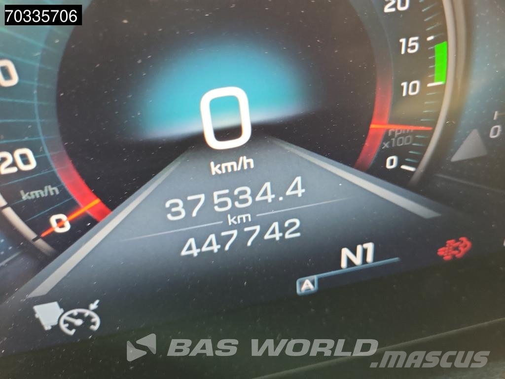 Mercedes-Benz Actros 1845 4X2 StreamSpace Retarder APK 01-2027 S Vetopöytäautot