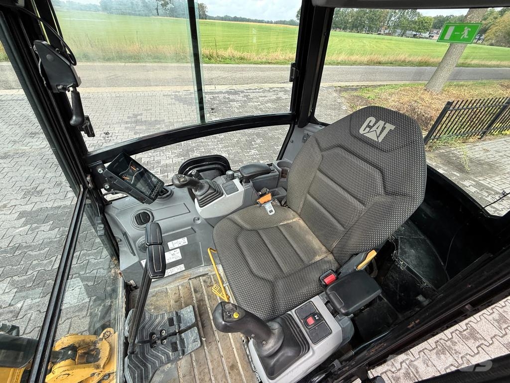 CAT 301.6 minigraver / hydro wissel cw05 Mini ekskavatori < 7 t