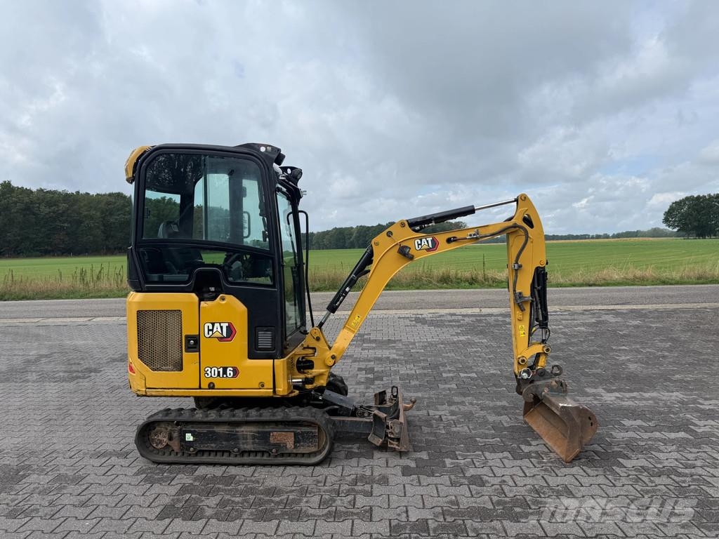 CAT 301.6 minigraver / hydro wissel cw05 Mini ekskavatori < 7 t
