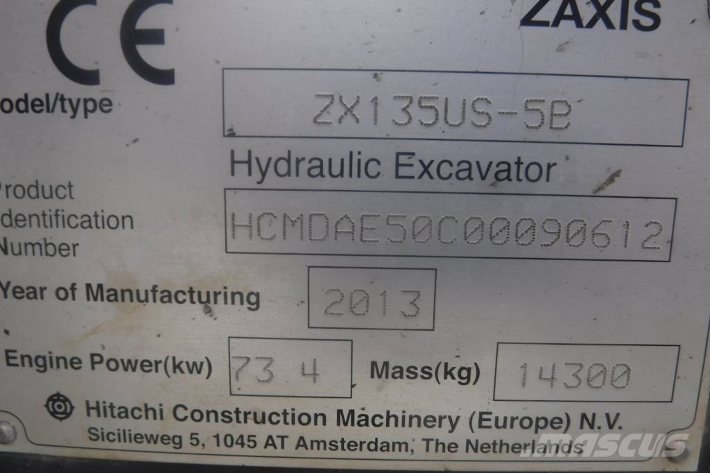 Hitachi ZX 135 US 5-B Bandgrävare