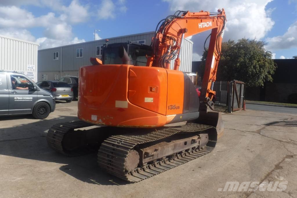 Hitachi ZX 135 US 5-B Bandgrävare