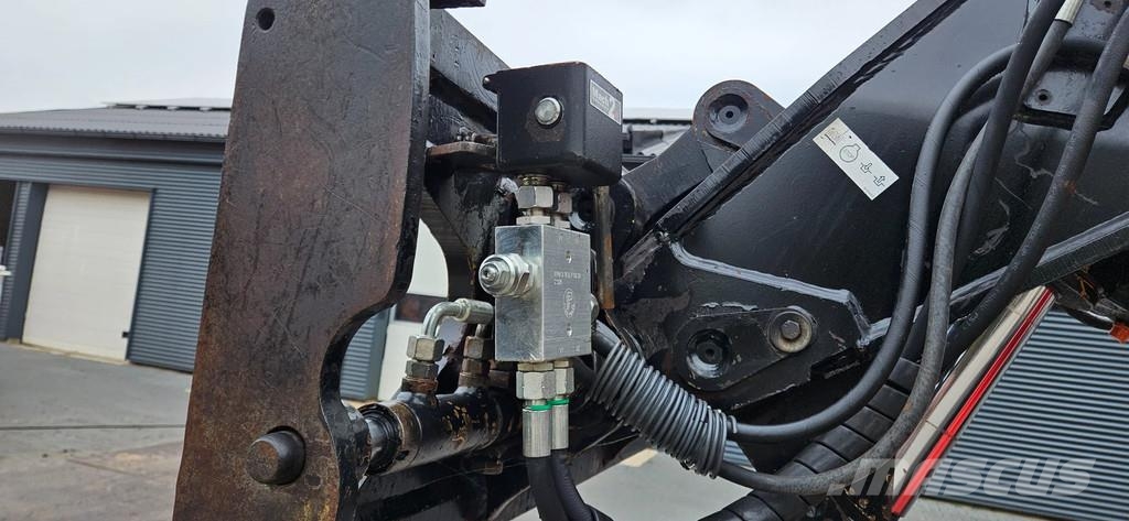 Manitou MLA 628 120 LSU 농업용 텔레 핸들러