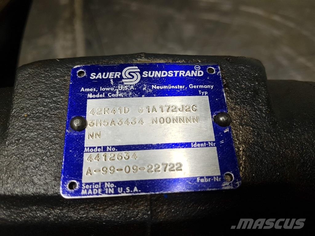 Sauer Sundstrand 42R41DG1A172J2C - Kramer - Pump Hydraulics
