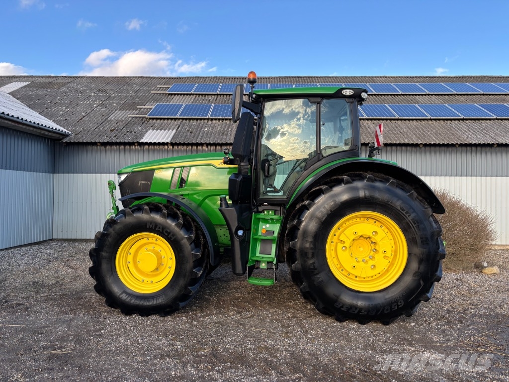 John Deere 6R 250 트랙터