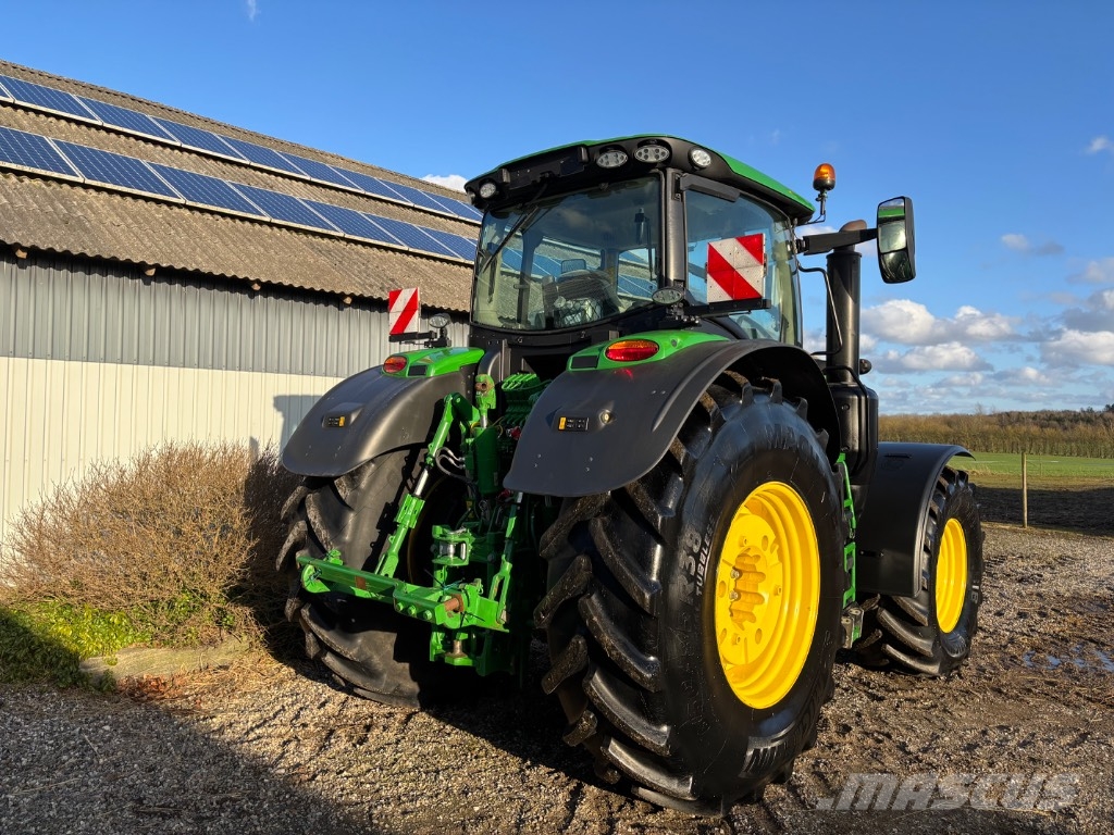 John Deere 6R 250 트랙터