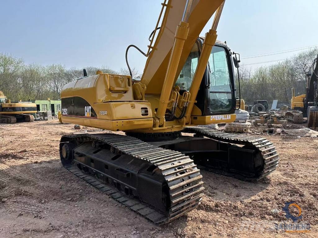 CAT 325C Bagri goseničarji