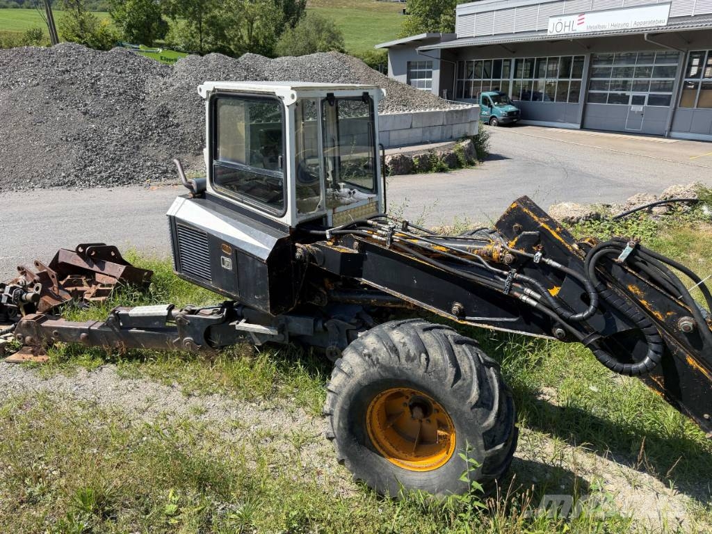 Menzi / Euromach 4000 Wielgraafmachines