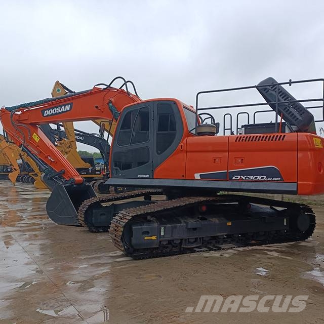 Doonan dx300lc Гусеничні екскаватори