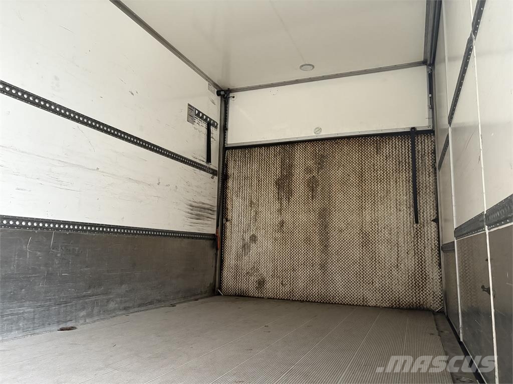 Volvo FM460 4x2 Kapali kasa kamyonlar