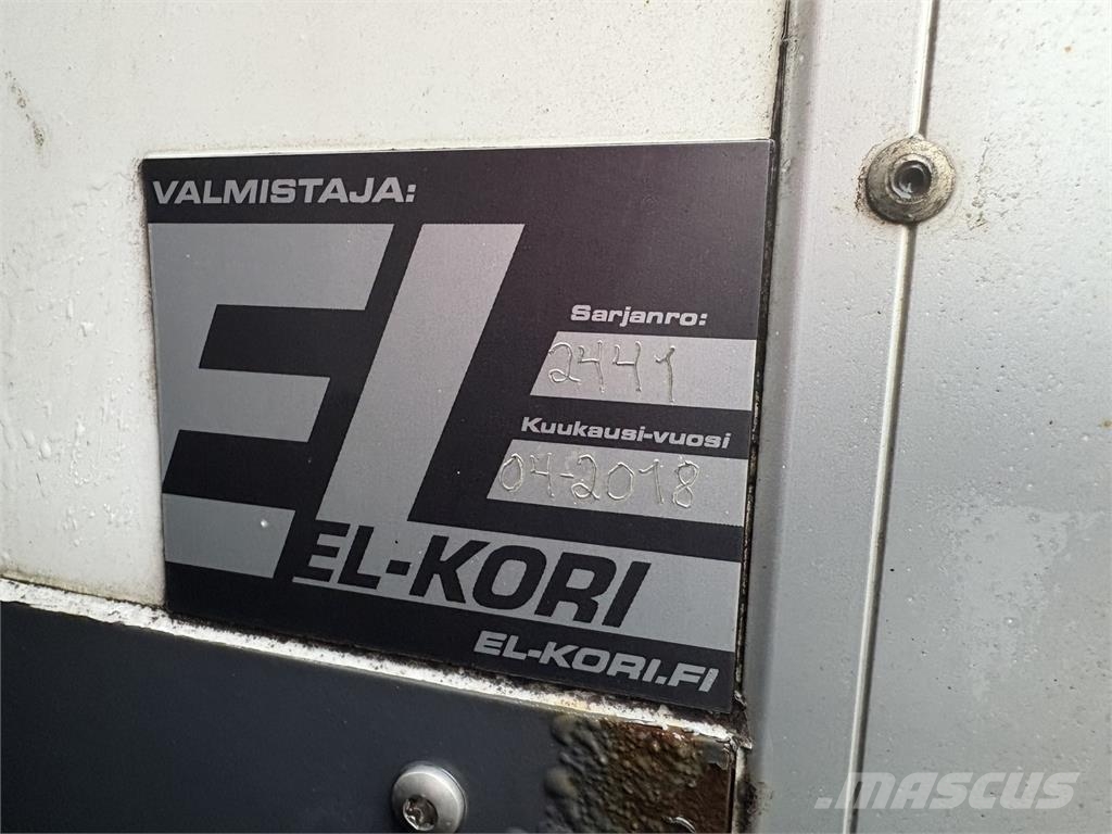 Volvo FM460 4x2 Kapali kasa kamyonlar