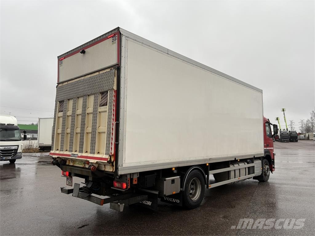 Volvo FM460 4x2 Kapali kasa kamyonlar