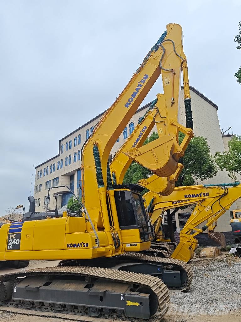 Komatsu PC 240 LC-8 Pelle sur chenilles