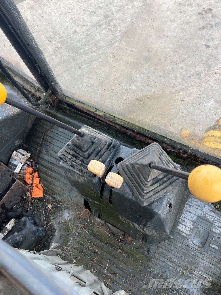 JCB 3 CX Kotrórakodók