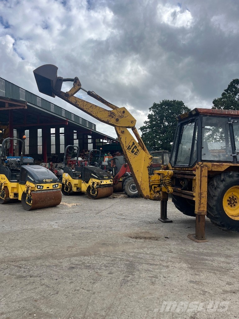 JCB 3cx Koparko-ładowarki