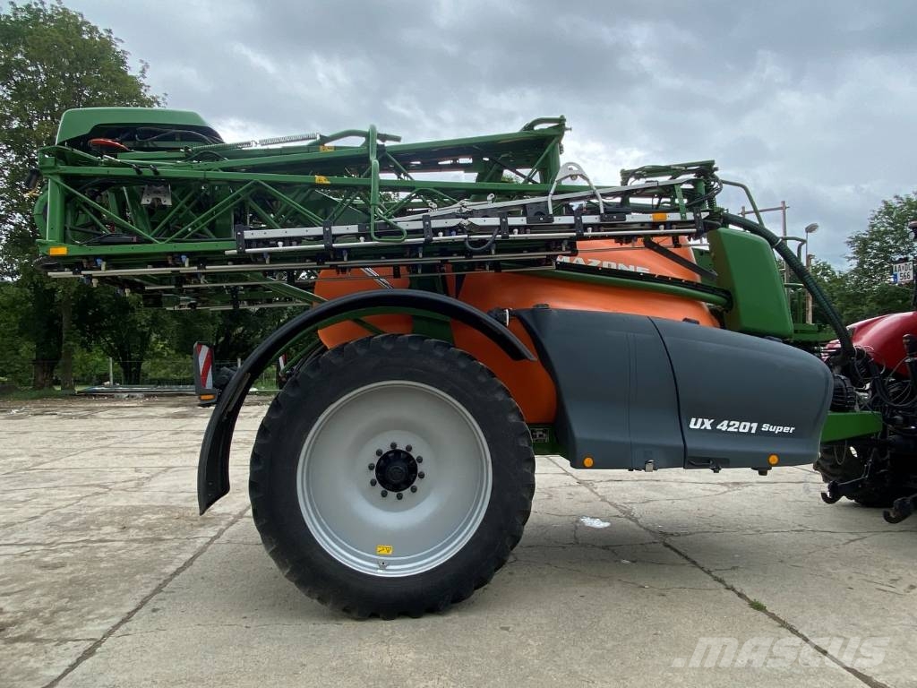 Amazone UX 4201 Super Hinattavat ruiskut