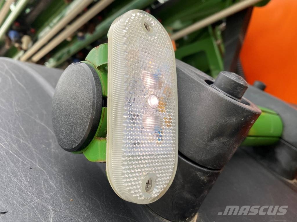 Amazone UX 4201 Super Hinattavat ruiskut
