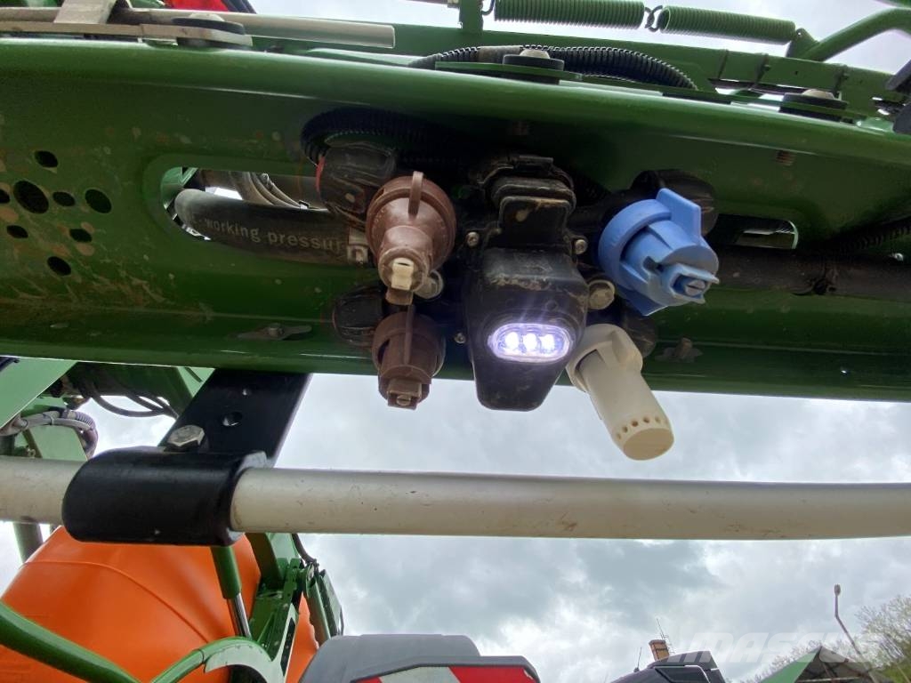 Amazone UX 4201 Super Hinattavat ruiskut