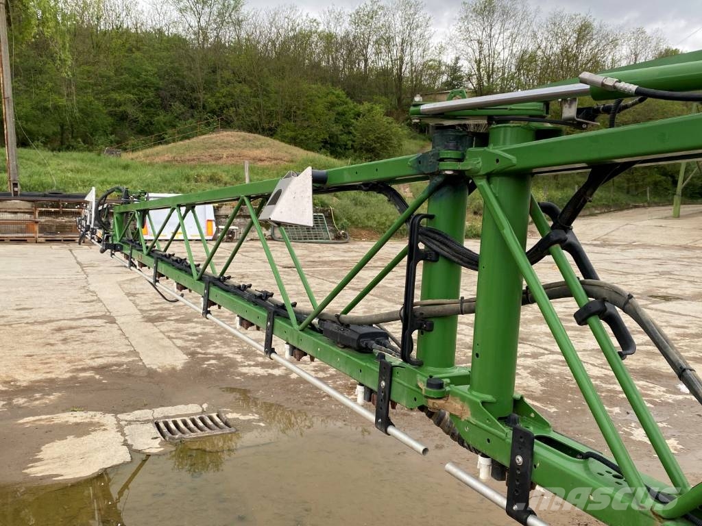 Amazone UX 4201 Super Hinattavat ruiskut