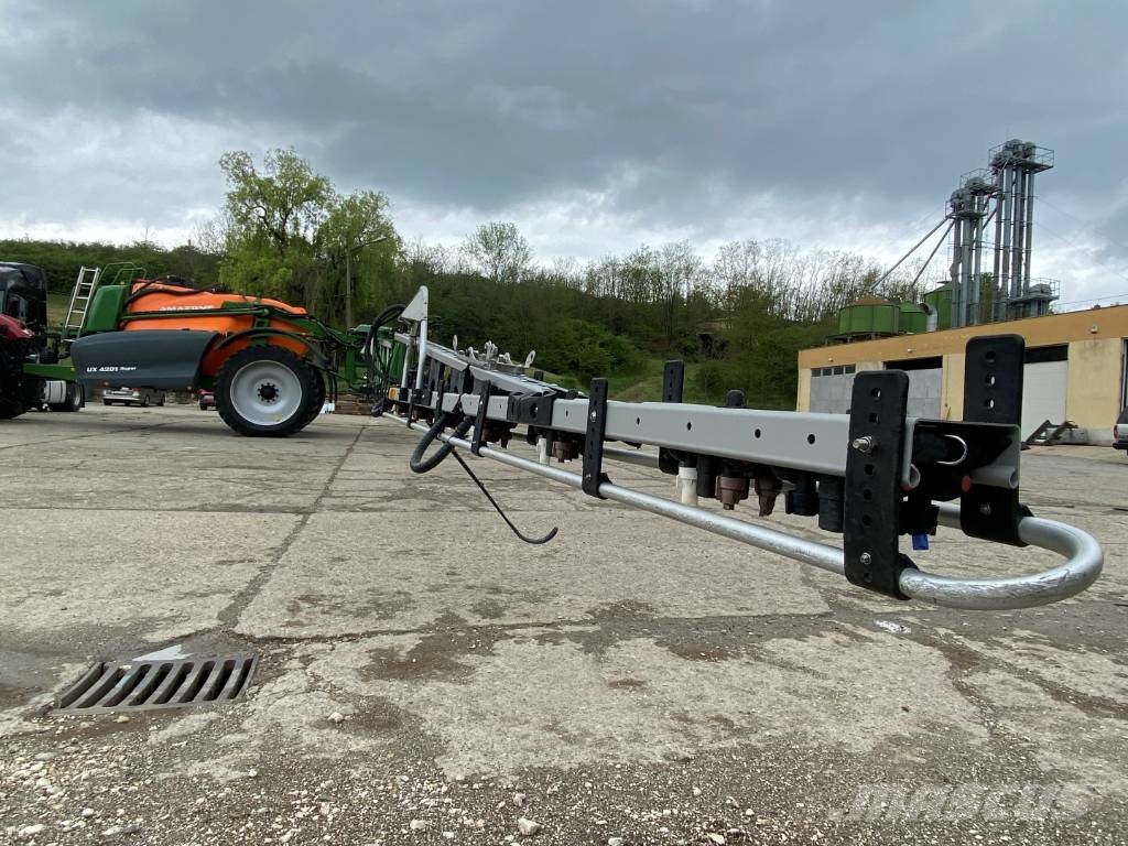 Amazone UX 4201 Super Hinattavat ruiskut